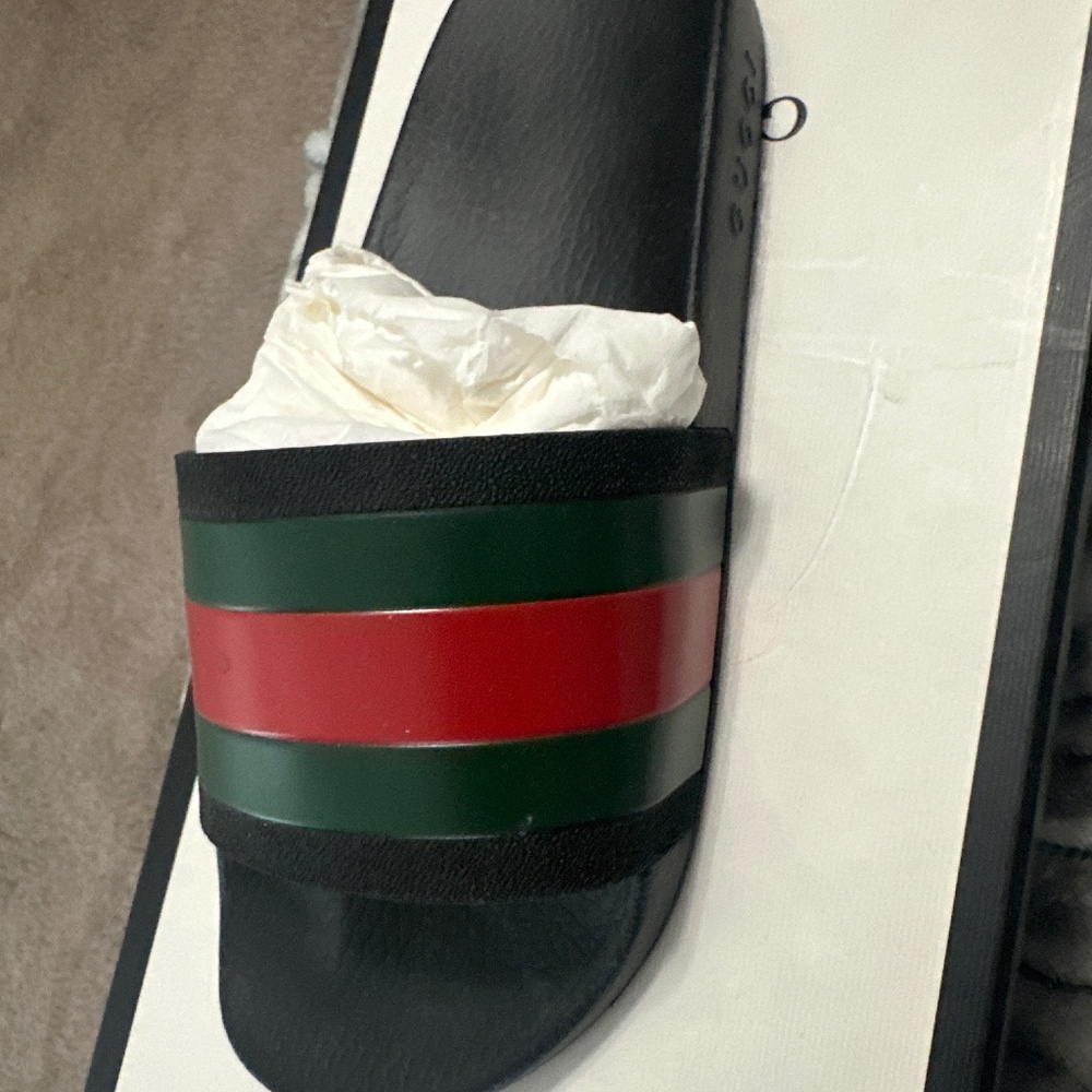 Gucci Sandles